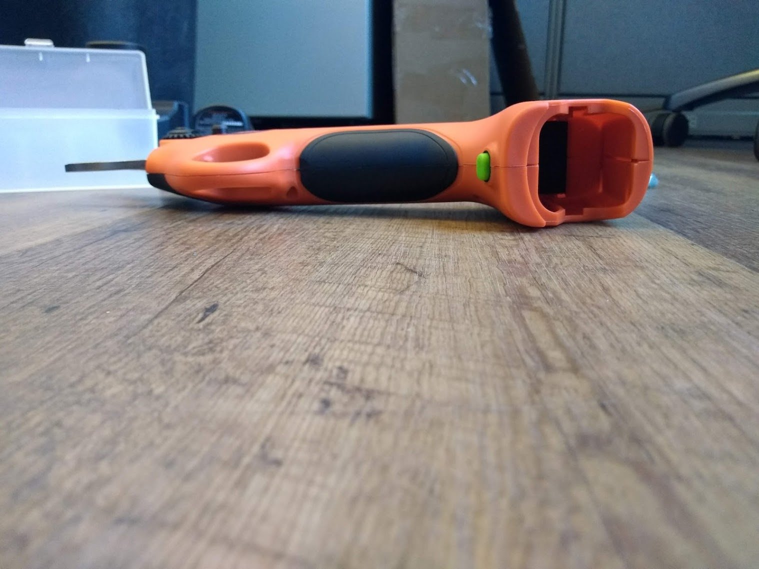 (image for) Zenport Cordless Pruner EP108 ePruner Small Battery Powered Electric Pruner, 1-Inch Cut